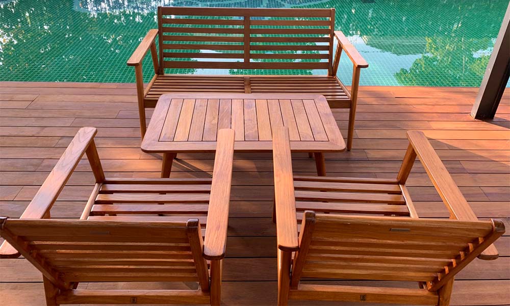 Gỗ Keo và Gỗ Tếch: Hai Loại Gỗ Hoàn Hảo Cho Ngoại Thất